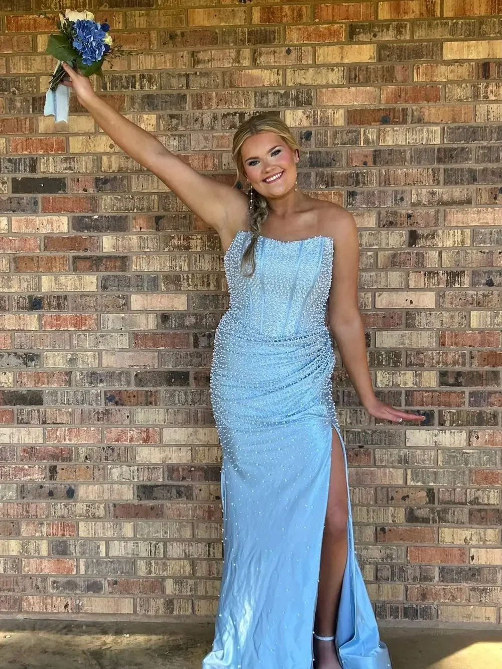 Gallery Image #slidesGrid17