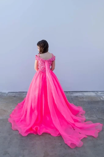 Ava Presley 26818 #1 thumbnail