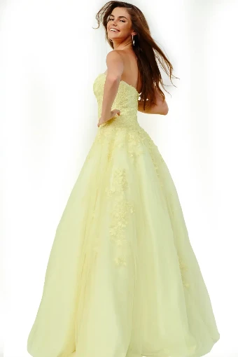Jovani JVN1831 #3 thumbnail